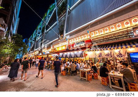 渋谷　ミヤシタパークの渋谷横丁 68980074