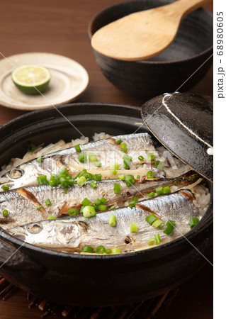 秋刀魚の炊き込みご飯 68980605