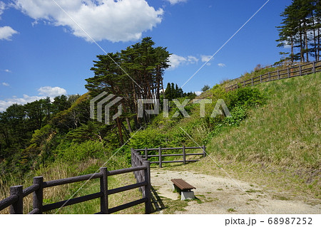 三陸ジオパーク三王岩 68987252