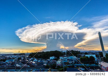 2020年8月30日夕方撮影 巨大なかなとこ雲発生 2020年8月30日夕方撮影 巨大なかなとこ雲発生 68989242