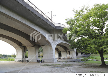 21世紀の森と広場 「広場の橋」と「光と風の広場」 21世紀の森と広場 「広場の橋」と「光と風の広場」 68992601