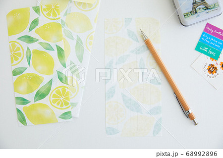 爽やかな一筆箋とかわいいシール 68992896