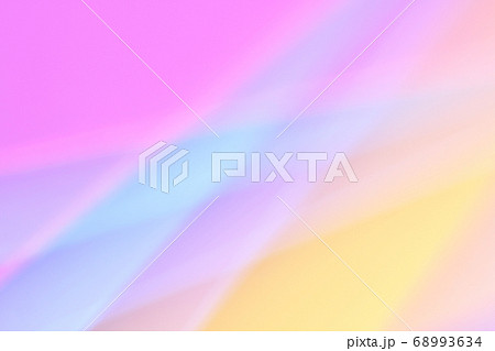 レインボーカラーの抽象的背景 カラフルなストライプ・ライン レインボーカラーの抽象的背景 カラフルなストライプ・ライン 68993634
