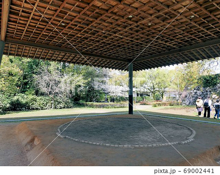 八代城跡にある相撲の土俵 （熊本県八代市）の写真素材 [69002441] - PIXTA