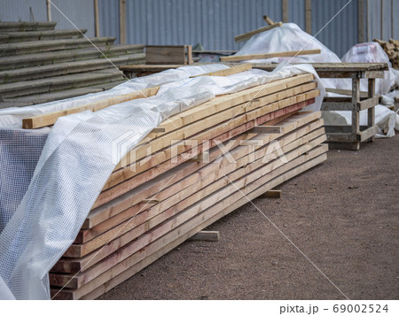 Construction boards covered with polyethylene 69002524