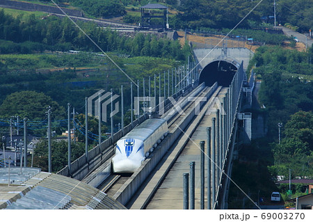 リニア 中央新幹線 L0 改良型試験車 リニア 中央新幹線 L0 改良型試験車 69003270