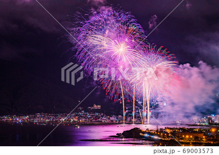 長野県 諏訪湖祭湖上花火大会の写真素材