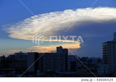 かなとこ雲 69006429