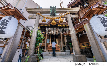 日本の東京都市景観　強運厄除け・銭洗い弁天として人気急上昇中の「小網神社」＝中央区日本橋小網町 69008080