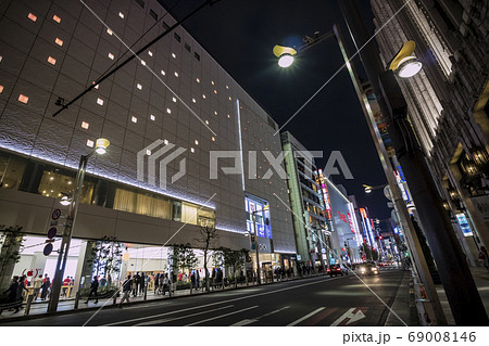 デパートのクリスマス3 69008146