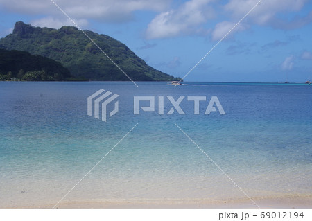 タヒチの海 タヒチの海 69012194