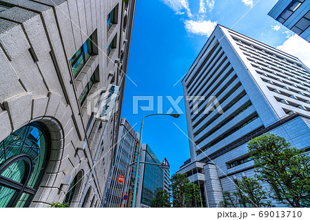 日本の東京都市景観　東証などを望む 69013710