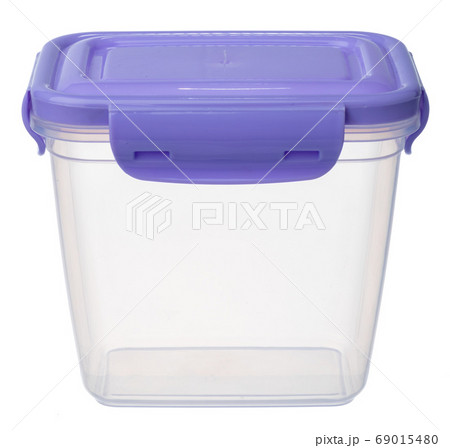 Plastic storage container for food isolated on white 69015480