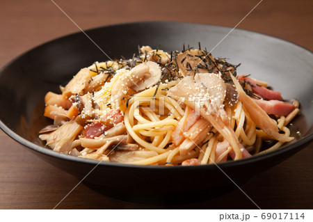 きのこスパゲッティ 69017114