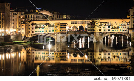The Ponte Vecchio at night The Ponte Vecchio at night 69021801