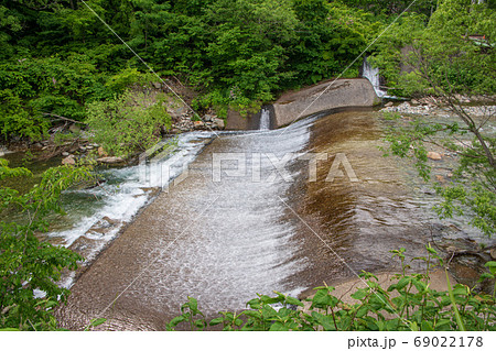 湯檜曽川　土合駅付近　群馬県みなかみ町　　 69022178