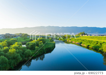 筑後平野 河畔 橋 山並み 風景 筑後平野 河畔 橋 山並み 風景 69022773
