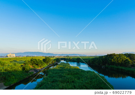 筑後平野 河畔 橋 山並み 風景 筑後平野 河畔 橋 山並み 風景 69022779