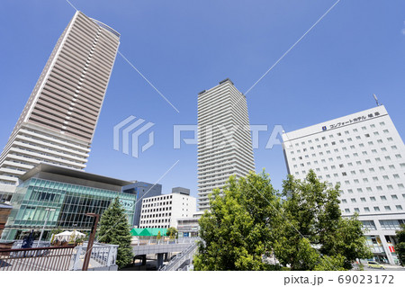岐阜駅前都市風景　岐阜駅北口　駅前広場 69023172