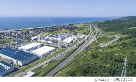 《秋田県》にかほIC付近の空撮 69023215
