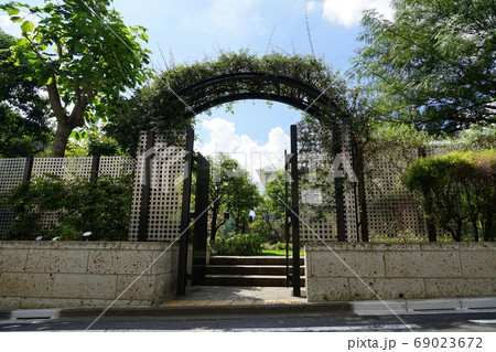 8月　品川335ねむの木の庭(正田邸跡地)･池田山の高級住宅地･城南五山 69023672