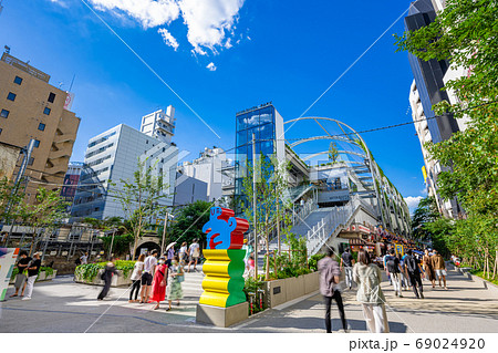 渋谷のミヤシタパーク(MIYASHITA PARK) 69024920