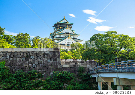 大阪府 大阪城 天守閣と極楽橋の写真素材