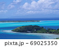 タヒチ　ボラボラ島　絶景展望の海 69025350