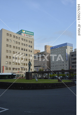 【三重県】津市街地の都市風景 69027694