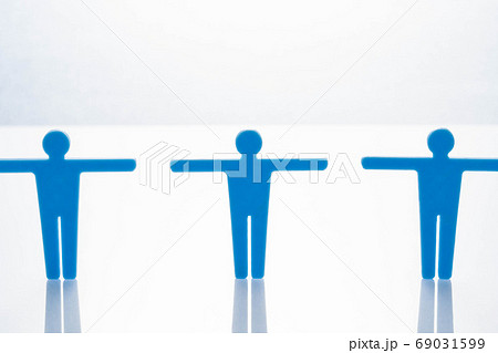 ソーシャルディスタンス　人 69031599