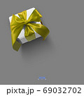 gift box with gold bow 69032702
