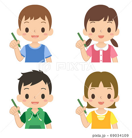 笑顔で鉛筆を持つ女の子と男の子 セット 子ども イラストのイラスト素材