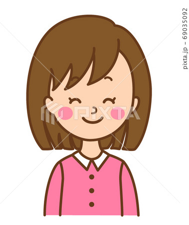 微笑む女性 69035092