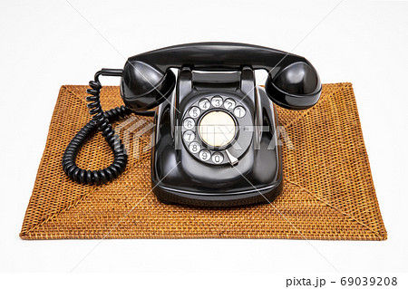 昭和レトロの黒電話2種の写真素材 [69039208] - PIXTA