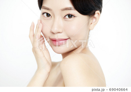女性 女 女の子 69040664