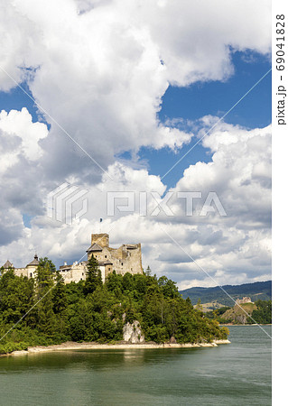 Niedzica castle over Czorsztyn lake in Pieniny, Niedzica castle over Czorsztyn lake in Pieniny, 69041828