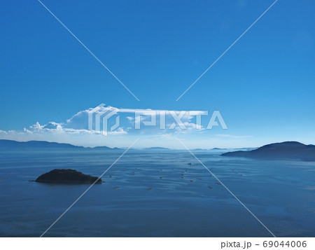 万葉岬から見る夏の相生湾の眺望 69044006