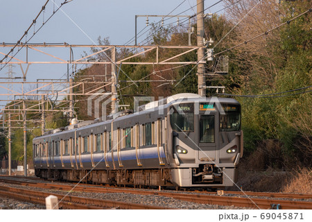 JR西日本225系（編成写真） 69045871