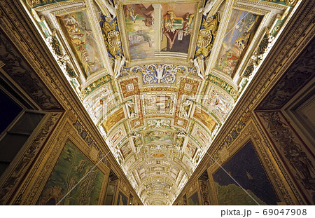バチカン美術館 地図の間 The Gallery of Maps, Vatican Museums 69047908