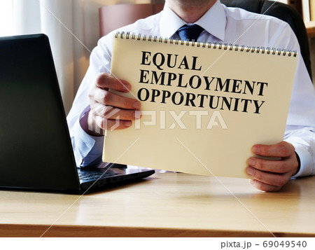 EEO equal employment opportunity. The manager shows the rules and guidelines. EEO equal employment opportunity. The manager shows the rules and guidelines. 69049540