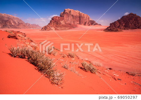 Wadi Rum, Jordan - Valley of the Moon desert landscape Wadi Rum, Jordan - Valley of the Moon desert landscape 69050297