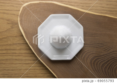 盛り塩イメージ 物撮り 盛り塩イメージ 物撮り 69055793