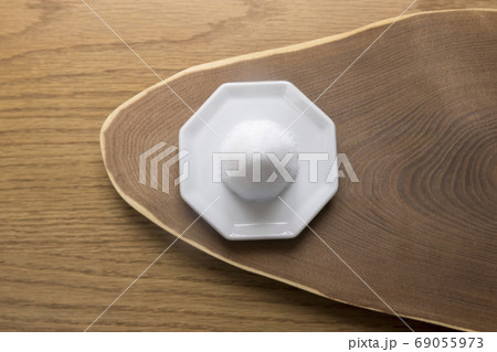 盛り塩イメージ 物撮り 盛り塩イメージ 物撮り 69055973