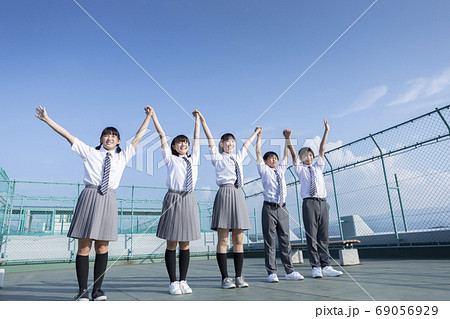 屋上の中学生 屋上の中学生 69056929