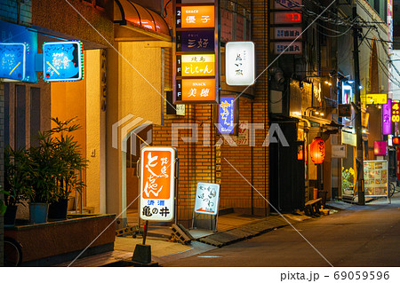 大分市の飲み屋街、都町付近 69059596