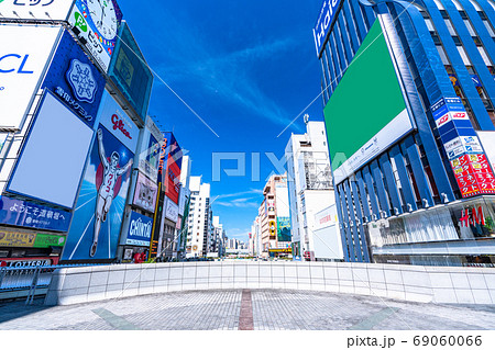 《大阪府》道頓堀・歓楽街《朝》 69060066