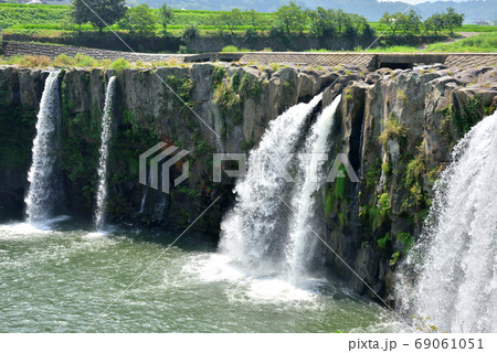 原尻の滝　東洋のナイアガラ　大分県豊後大野市 69061051