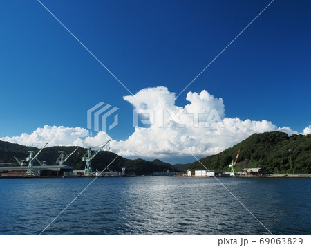 野瀬埠頭からの相生湾夏の風景 野瀬埠頭からの相生湾夏の風景 69063829
