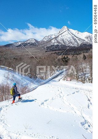 スノーシュートレッキングのイメージ 大山鏡ヶ成 スノーシュートレッキングのイメージ 大山鏡ヶ成 69064468