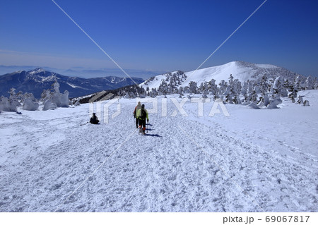 [定額] 厳冬期の西吾妻山 ( 2月 / 吾妻連峰 ) 69067817